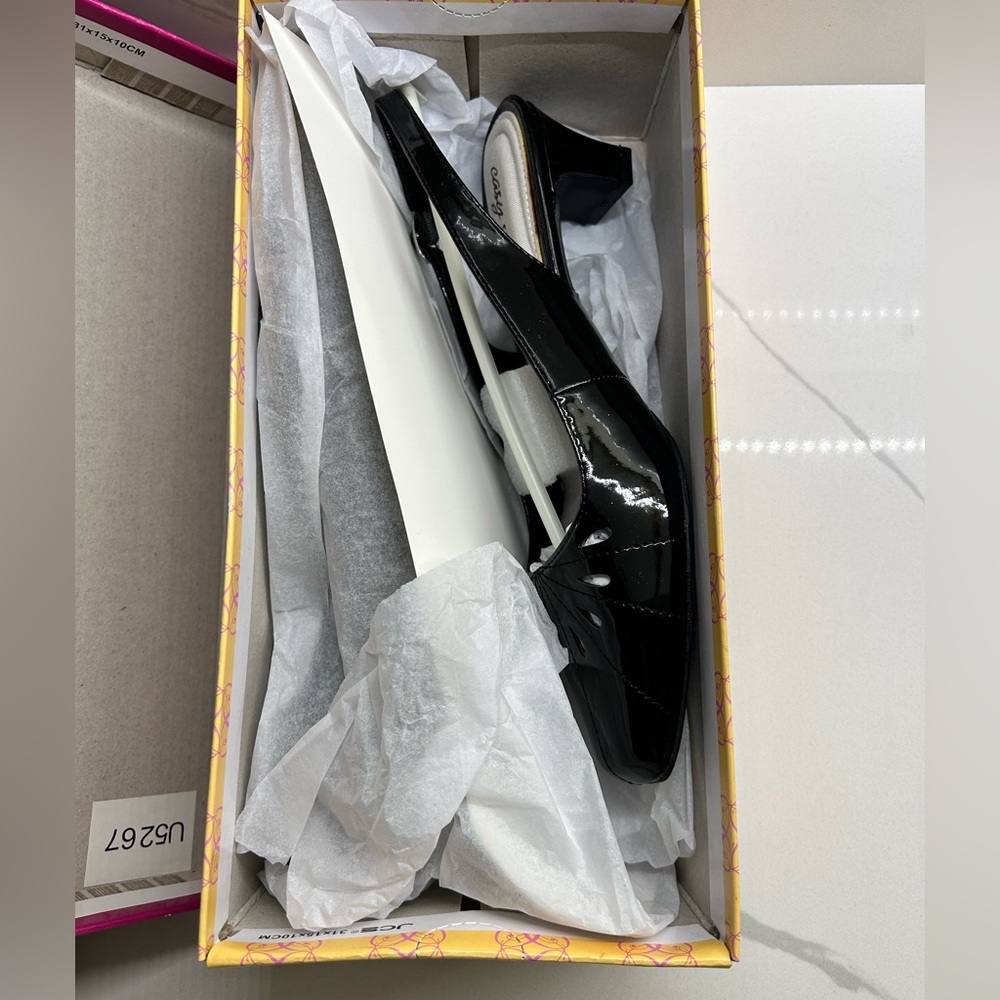 Easy Street Black Patent Leather Women's Shoes